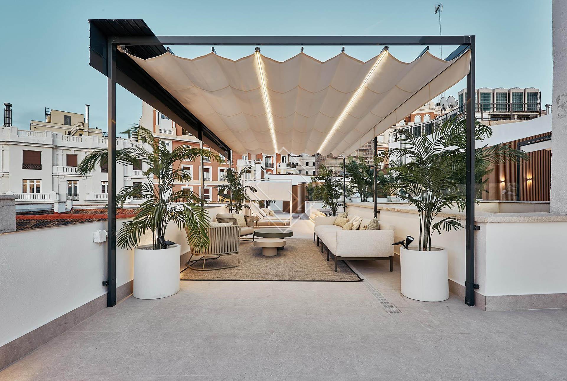 Espectacular ático en Palacio - Imagen 1