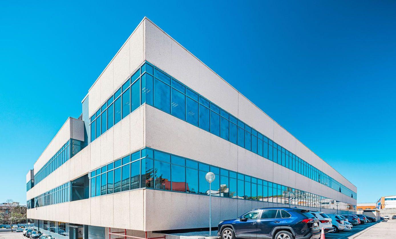 1.500m2 en Alcobendas - Imagen 1