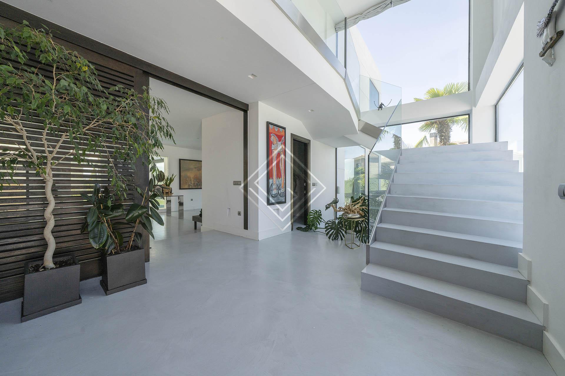 Casa moderna totalmente amueblada con espectaculares vistas a la Sierra de Madrid - Imagen 3