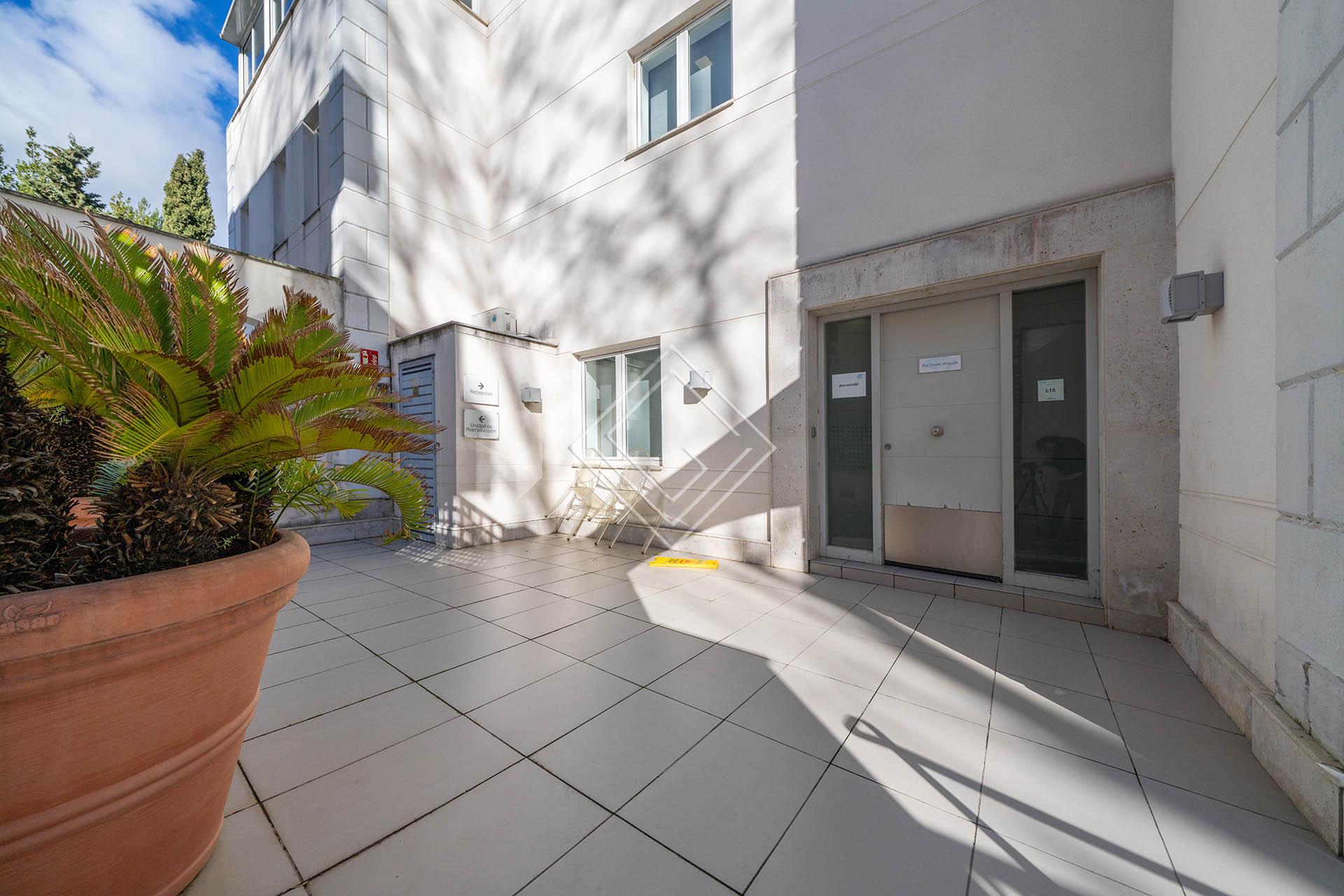 Edificio dotacional en venta en El Viso - Imagen 3