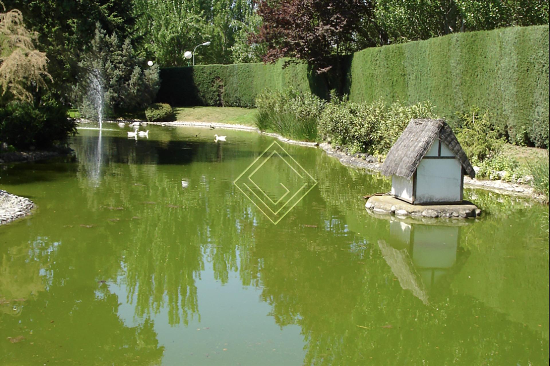 Vivienda a estrenar recién reformada en la Urbanización Intergolf - Imagen 3