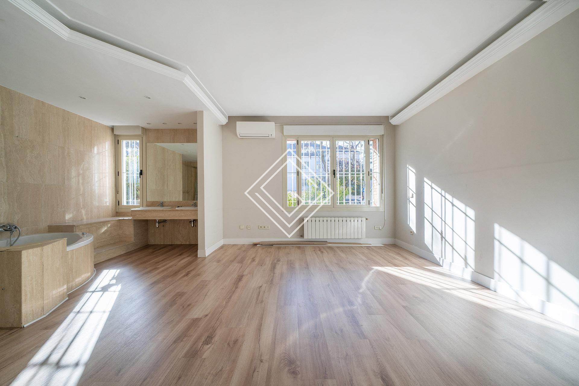 Imagen 12 de la propiedad