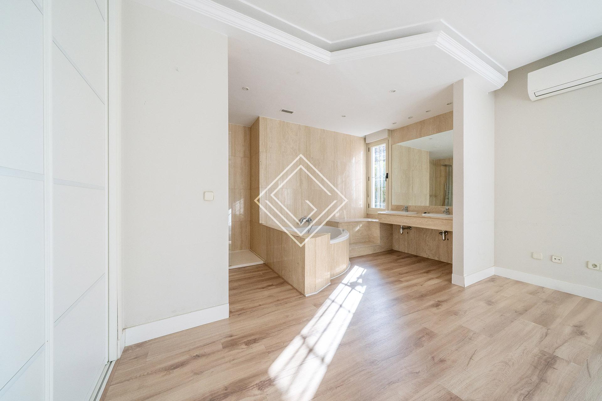 Imagen 14 de la propiedad